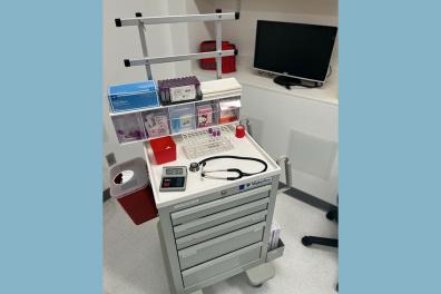 Plebotomy cart in HealthLab