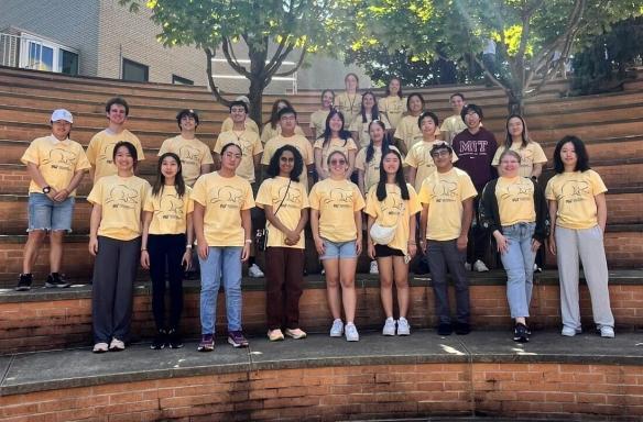 Group of MIT prehealth students